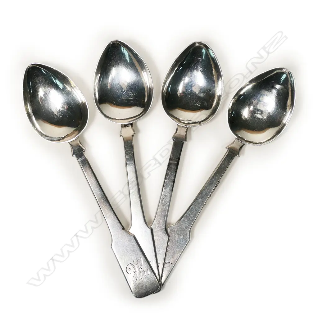 William Nettleship (Whanganui) set of four silver teaspoons, Image 1++